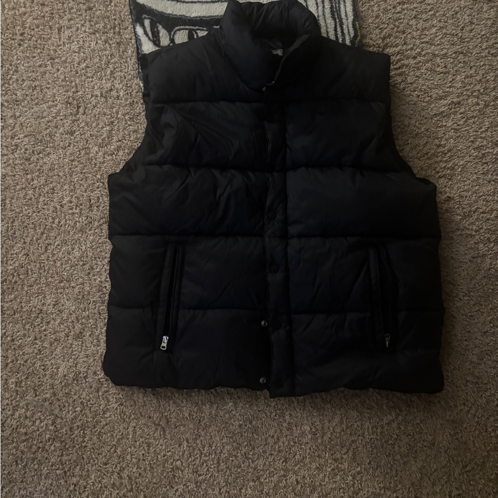 Old Navy Men's Dark Puffer Vest Dark Navy Blue extra large #winter#warm